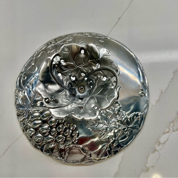 Arthur Court Pedestal Aluminum Cheese/Dessert/Treat/Cookie Stand - Picture 8 of 12